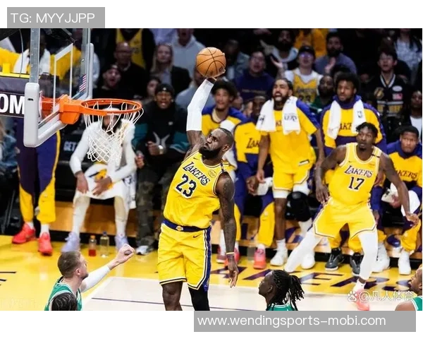 湖人新赛季战绩喜人七套首发阵容助力老詹缺阵仍能赢球