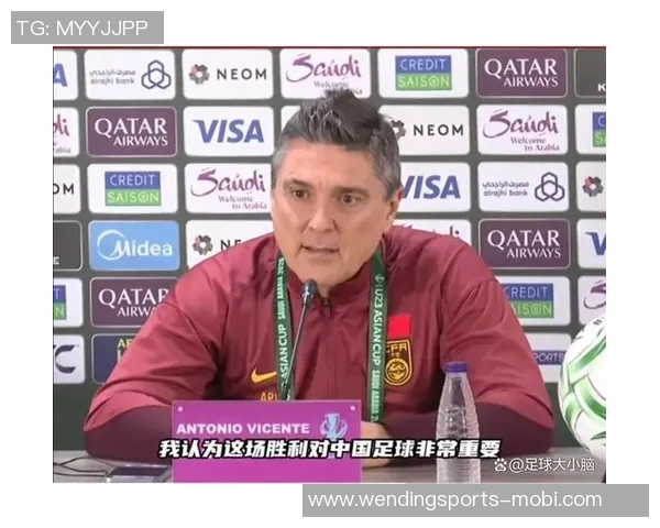 媒体人呼吁理性看待安东尼奥入国足的声音切勿伤害他的职业生涯